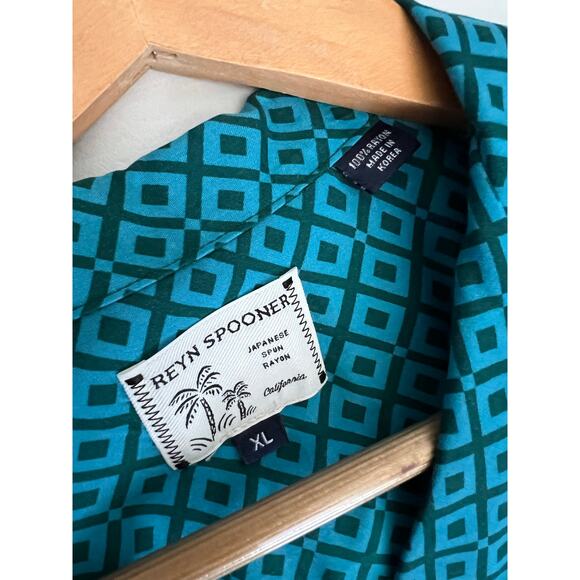 Reyn Spooner Japanese spun‎ rayon button up shirt geometric men’s size XL - Picture 3 of 7